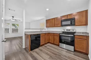 320 Chalkstone Dr, Fort Worth, TX 76131 - Photo 12