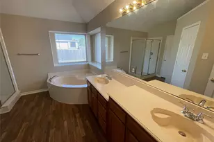 1557 Aberdeen Dr, Lancaster, TX 75134 - Photo 10