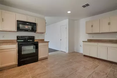 2901 Saddle Drive, Denton, TX 76210 - Photo 12