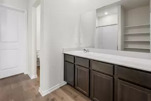 5028 Shumard Dr, Lindale, TX 75771 - Photo 4