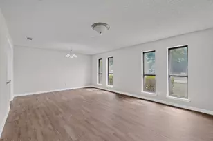 1302 N Yale Blvd, Richardson, TX 75081 - Photo 6