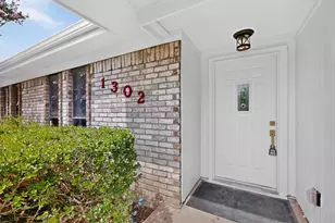 1302 N Yale Blvd, Richardson, TX 75081 - Photo 4