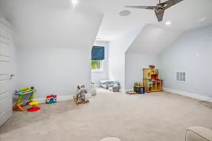 14010 Carillon Dr, Dallas, TX 75240 - Photo 30
