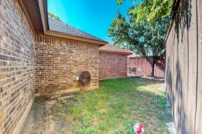 337 Grace Circle, Hurst, TX 76053 - Photo 30