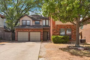 720 Ford Dr, Cedar Hill, TX 75104 - Photo 2