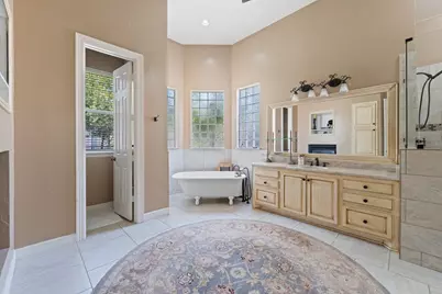 921 Fairway View Drive, Mansfield, TX 76063 - Photo 16