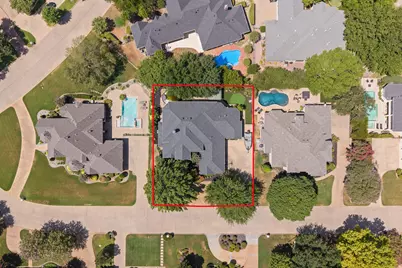921 Fairway View Drive, Mansfield, TX 76063 - Photo 4