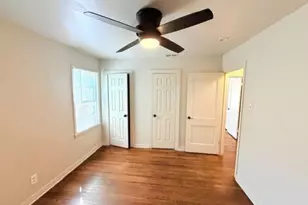 2681 Texas Dr, Dallas, TX 75211 - Photo 12