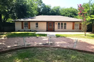 103 W Cayuga Dr, Athens, TX 75751 - Photo 1