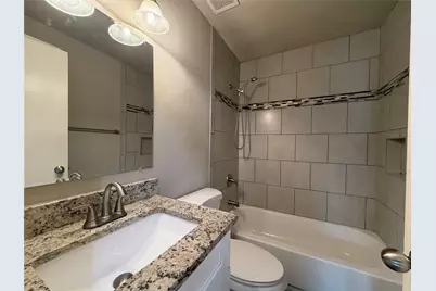 330 E Coral Way, Grand Prairie, TX 75051 - Photo 10