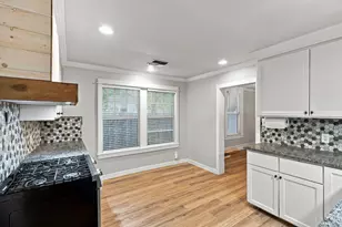 203 N Pendell Ave, Cleburne, TX 76033 - Photo 12