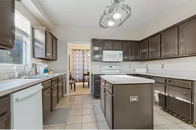2116 Pritchard Drive, Grapevine, TX 76051 - Photo 12