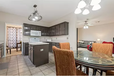2116 Pritchard Drive, Grapevine, TX 76051 - Photo 10