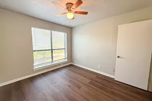808 Blaylock Dr, Dallas, TX 75203 - Photo 16