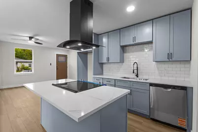 3216 Sharon Street, Dallas, TX 75211 - Photo 4
