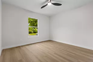 3216 Sharon St, Dallas, TX 75211 - Photo 12