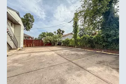 808 Blaylock Drive #202, Dallas, TX 75203 - Photo 22