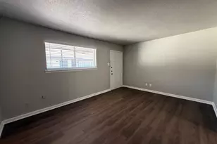 808 Blaylock Dr, Dallas, TX 75203 - Photo 6