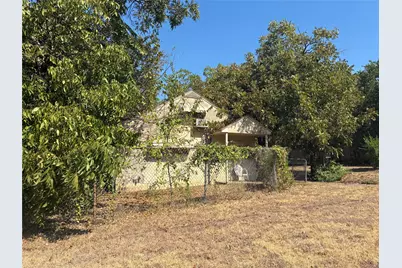 2307 Knight Street, Dallas, TX 75219 - Photo 2