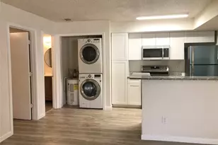 9829 Walnut St, Dallas, TX 75243 - Photo 10