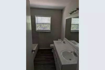 9201 Raymond Avenue, White Settlement, TX 76108 - Photo 16
