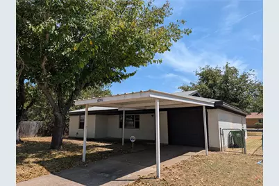 9201 Raymond Avenue, White Settlement, TX 76108 - Photo 2