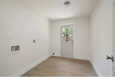 6904 Jewell Avenue, Fort Worth, TX 76112 - Photo 12
