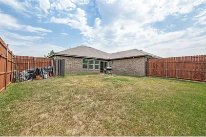 4022 Meadow Canyon Drive, Lancaster, TX 75146 - Photo 24