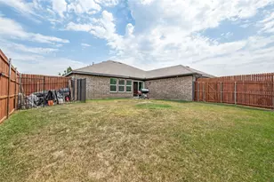 4022 Meadow Canyon Dr, Lancaster, TX 75146 - Photo 24