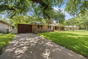 10412 Silverock Dr, Dallas, TX 75218 - Photo 38