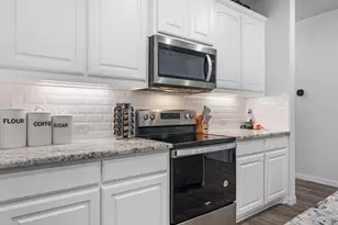 44 River Oaks Blvd, Waxahachie, TX 75165 - Photo 6