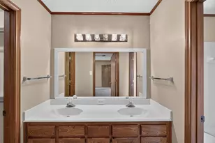 1217 Stonelake Dr, Cleburne, TX 76033 - Photo 14