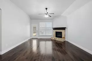 916 Llano Falls Dr, McKinney, TX 75071 - Photo 8