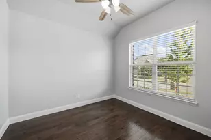 916 Llano Falls Dr, McKinney, TX 75071 - Photo 14