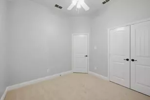 916 Llano Falls Dr, McKinney, TX 75071 - Photo 22
