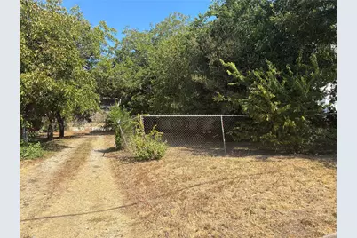 2311 Knight Street, Dallas, TX 75219 - Photo 2