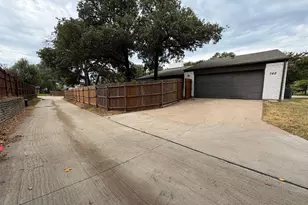 742 Hummingbird Cir, Lewisville, TX 75067 - Photo 28
