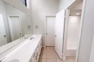 742 Hummingbird Cir, Lewisville, TX 75067 - Photo 24