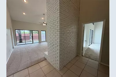 742 Hummingbird Circle, Lewisville, TX 75067 - Photo 6