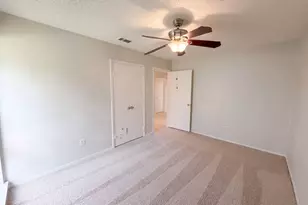 742 Hummingbird Cir, Lewisville, TX 75067 - Photo 20