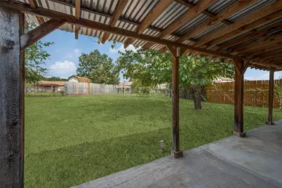 821 E Glendale St., Crowley, TX 76036 - Photo 12