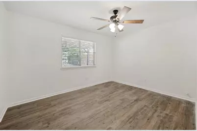 821 E Glendale St., Crowley, TX 76036 - Photo 6