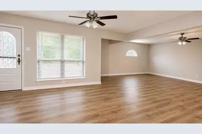 7631 Olusta Drive, Dallas, TX 75217 - Photo 8