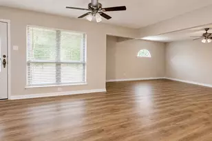 7631 Olusta Dr, Dallas, TX 75217 - Photo 8