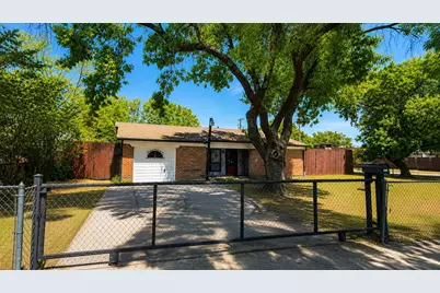 7631 Olusta Drive, Dallas, TX 75217 - Photo 2