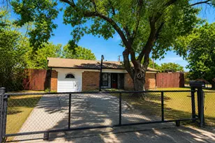 7631 Olusta Dr, Dallas, TX 75217 - Photo 2