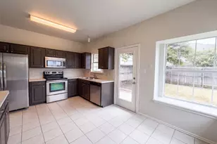 1406 Diorio Dr, Lewisville, TX 75067 - Photo 10