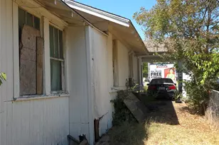 602 NW 4th Ave, Mineral Wells, TX 76067 - Photo 6