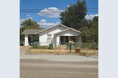 602 NW 4th Avenue, Mineral Wells, TX 76067 - Photo 1