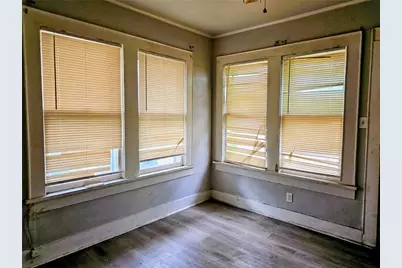 2612 Wilkinson Avenue, Fort Worth, TX 76103 - Photo 4